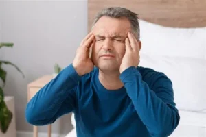 6 أسباب مفاجئة للصداع لا علاقة لها بضغط الدم أو قلة النوم